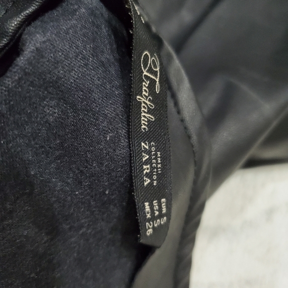 ZARA BLACK PEPLUM TOP - Picture 4 of 4